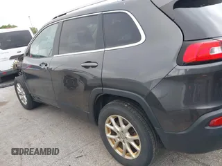 2015 Jeep Cherokee Latitude z VIN 1C4PJMCS1FW512422, wystawiony jako IAAI lot #42365358 z przebiegiem 139 521 mil mil oraz . Historia ofert i sprzedaży dostępna na DreamBid. Obrazek 15.