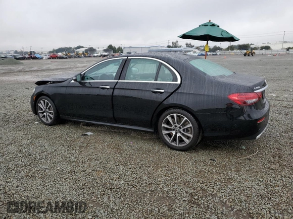 2021 Mercedes-Benz E-Class E 450 with VIN W1KZF5KBXMA880082, listed as a Copart auction lot 44267945 with 31,239 mi miles and Salvage Title. Bid and sale history available at carsss.com. Image 2.
