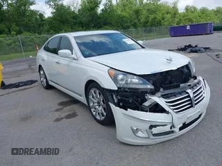 2013 Hyundai Equus Signature with VIN KMHGH4JH2DU059788, listed as a IAAI auction lot 42136278 with 68,672 mi miles and . Bid and sale history available at DreamBid. Image 1.