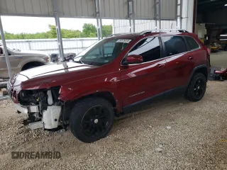 2019 Jeep Cherokee Latitude z VIN 1C4PJLCB0KD206912, wystawiony jako Copart lot #58576835 z przebiegiem 96 252 mil mil oraz Szkoda całkowita • Salvage title. Historia ofert i sprzedaży dostępna na DreamBid. Obrazek 1.