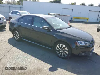 2014 Volkswagen Jetta Hybrid SE z VIN 3VW637AJ7EM296699, wystawiony jako Copart lot #61054715 z przebiegiem 147 308 mil mil oraz Czysty tytuł • Clean title. Historia ofert i sprzedaży dostępna na DreamBid. Obrazek 4.