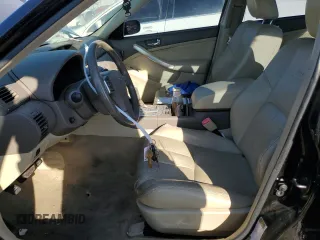 2005 Infiniti G35 with VIN JNKCV51E55M212509, listed as a Copart auction lot 75762844 with 170,898 mi miles and Clean Title. Bid and sale history available at DreamBid. Image 7.