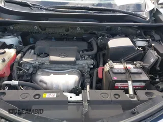 2018 Toyota RAV4 XLE with VIN JTMWFREV4JJ753365, listed as a IAAI auction lot 42550177 with 42,607 mi miles and . Bid and sale history available at DreamBid. Image 10.