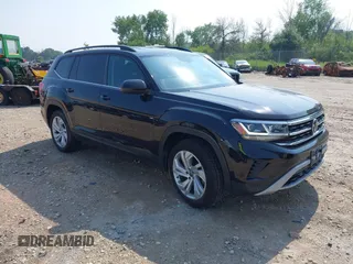 2021 Volkswagen Atlas SE with VIN 1V2HR2CA2MC580752, listed as a IAAI auction lot 42701057 with 69,811 mi miles and . Bid and sale history available at DreamBid. Image 1.