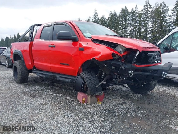 2007 Toyota Tundra SR5 with VIN 5TFBV54137X021131, listed as a IAAI auction lot 41723897 with 1 mi miles. Bid and sale history available at carsss.com. Image 1.
