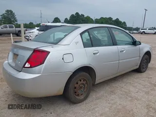 2003 Saturn ION ION 2 z VIN 1G8AZ52F03Z134509, wystawiony jako IAAI lot #42286330 z przebiegiem 250 002 mil mil oraz . Historia ofert i sprzedaży dostępna na DreamBid. Obrazek 4.