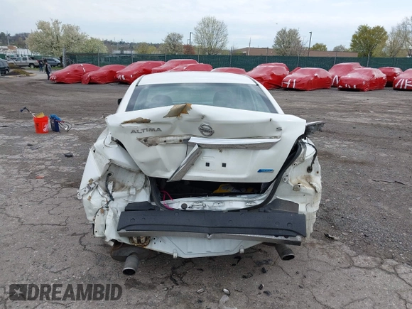 2014 Nissan Altima SV with VIN 1N4AL3AP7EC141832, listed as a IAAI auction lot 42019574 with 124,802 mi miles and . Bid and sale history available at carsss.com. Image 16.