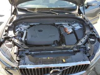 2021 Volvo XC60 Inscription Expression with VIN YV4BR0DK7M1811270, listed as a Copart auction lot 73054494 with 39,724 mi miles and Salvage title. Bid and sale history available at DreamBid. Image 12.