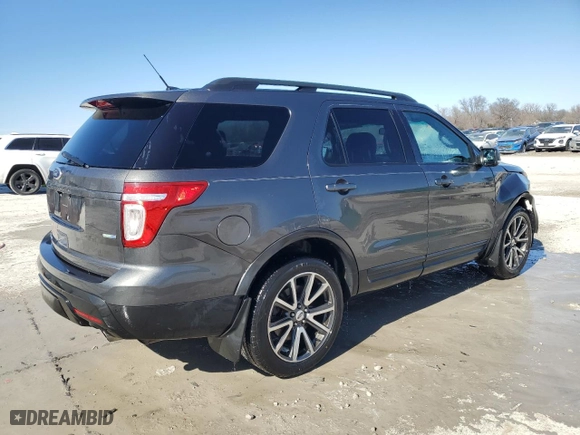 2015 Ford Explorer XLT with VIN 1FM5K8D86FGA02443, listed as a Copart auction lot 47265755 with 184,240 mi miles and Salvage Title. Bid and sale history available at carsss.com. Image 3.