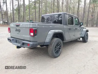 2023 Jeep Gladiator Sport S с VIN 1C6HJTAG0PL501578, выставлен на аукционе IAAI как лот 41912958 с пробегом 22 708 миль миль и . История ставок и продаж доступна на DreamBid. Изображение 4.