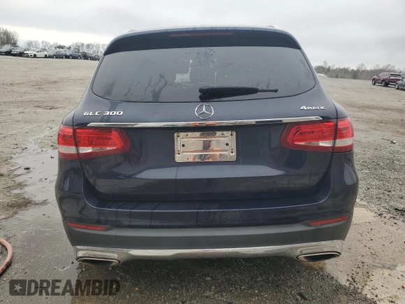 2019 Mercedes-Benz GLC 300 z VIN WDC0G4KBXKF576688, wystawiony jako Copart lot #50100535 z przebiegiem Nie podano mil oraz Czysty tytuł • Clean title. Historia ofert i sprzedaży dostępna na DreamBid. Obrazek 6.