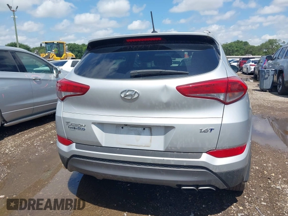 2016 Hyundai Tucson Sport with VIN KM8J33A25GU233478, listed as a IAAI auction lot 42109517 with 81,039 mi miles. Bid and sale history available at carsss.com. Image 16.