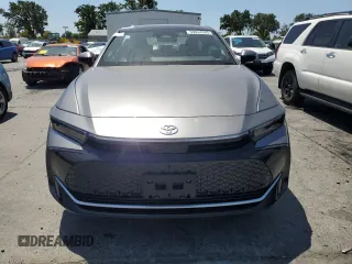 2024 Toyota Crown XLE with VIN JTDAAAAF3R3029482, listed as a Copart auction lot 59044565 with 7,544 mi miles and Salvage title. Bid and sale history available at DreamBid. Image 5.