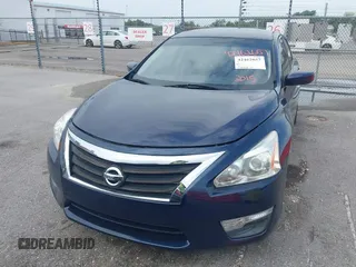 2015 Nissan Altima 2.5 z VIN 1N4AL3AP0FN863262, wystawiony jako IAAI lot #42462657 z przebiegiem 123 554 mil mil oraz . Historia ofert i sprzedaży dostępna na DreamBid. Obrazek 6.