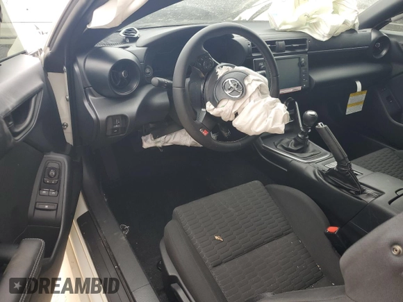 2024 Toyota 86 with VIN JF1ZNBB12R9755286, listed as a Copart auction lot 50488925 with Not Provided miles and Clean Title. Bid and sale history available at DreamBid. Image 8.