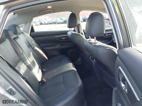 2018 Nissan Altima 2.5 SV with VIN 1N4AL3AP9JC166273, listed as a IAAI auction lot 41694295 with 83,864 mi miles. Bid and sale history available at carsss.com. Image 8.