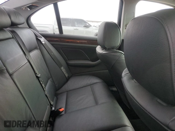 2005 BMW 3 Series 325xi with VIN WBAEU33405PR14206, listed as a Copart auction lot 69513244 with 130,118 mi miles and Salvage Title. Bid and sale history available at carsss.com. Image 10.
