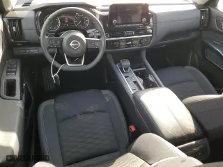 2024 Nissan Pathfinder SV with VIN 5N1DR3BA7RC275581, listed as a Copart auction lot 87820115 with 5,545 mi miles and Salvage Title. Bid and sale history available at carsss.com. Image 8.