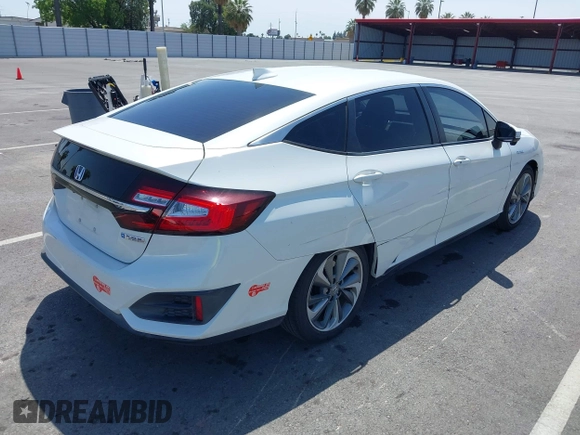 2018 Honda Clarity z VIN JHMZC5F10JC015706, wystawiony jako IAAI lot #42290573 z przebiegiem 158 987 mil mil oraz . Historia ofert i sprzedaży dostępna na DreamBid. Obrazek 4.