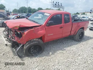 2005 Toyota Tacoma with VIN 5TEUU42N15Z112447, listed as a Copart auction lot 44391235 with 213,857 mi miles and Salvage title. Bid and sale history available at DreamBid. Image 1.