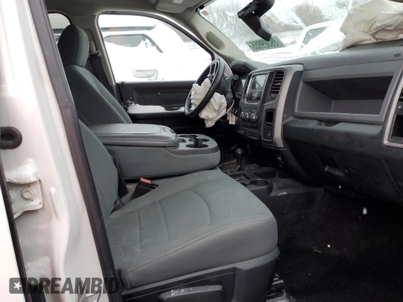 2015 Ram 3500 Tradesman with VIN 3C63R3GJXFG618828, listed as a Copart auction lot 89309955 with 0 mi miles and Clean Title. Bid and sale history available at carsss.com. Image 7.