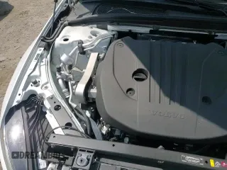 2024 Volvo S60 Core Dark Theme z VIN 7JRL12TK1RG305063, wystawiony jako Copart lot #60789355 z przebiegiem 13 425 mil mil oraz Szkoda całkowita • Salvage title. Historia ofert i sprzedaży dostępna na DreamBid. Obrazek 13.