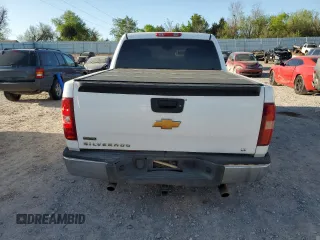 2008 Chevrolet Silverado 1500 LTZ with VIN 3GCEC13J18G298301, listed as a Copart auction lot 52703855 with 304,636 mi miles and Salvage Title. Bid and sale history available at DreamBid. Image 6.