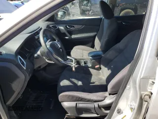 2016 Nissan Rogue S z VIN KNMAT2MV3GP714199, wystawiony jako Copart lot #49898885 z przebiegiem 97 590 mil mil oraz Szkoda całkowita • Salvage title. Historia ofert i sprzedaży dostępna na DreamBid. Obrazek 7.