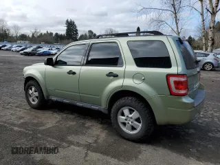 2008 Ford Escape XLS с VIN 1FMCU02Z58KE30129, выставлен на аукционе Copart как лот 48611765 с пробегом 97 014 миль миль и Списание • Salvage title. История ставок и продаж доступна на DreamBid. Изображение 2.