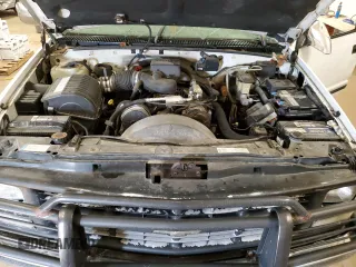 1999 Chevrolet Suburban with VIN 1GNGK26R5XJ474631, listed as a Copart auction lot 79280564 with 97,119 mi miles and Salvage Title. Bid and sale history available at carsss.com. Image 12.