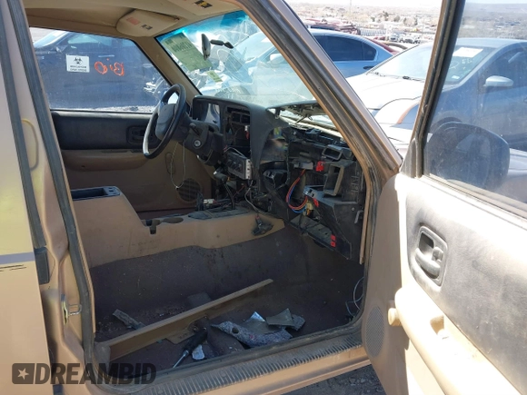 1999 Jeep Cherokee SE with VIN 1J4FF28S5XL520501, listed as a IAAI auction lot 41706800 with Not provided miles and . Bid and sale history available at DreamBid. Image 5.