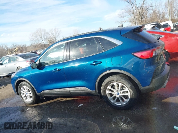 2020 Ford Escape SE with VIN 1FMCU9G60LUB37190, listed as a IAAI auction lot 41641727 with 24,845 mi miles. Bid and sale history available at carsss.com. Image 14.