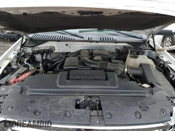 2011 Ford Expedition Limited с VIN 1FMJU2A50BEF07092, выставлен на аукционе Copart как лот 55950025 с пробегом 114 531 миль миль и Списание • Salvage title. История ставок и продаж доступна на DreamBid. Изображение 12.