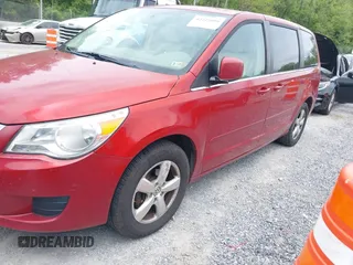 2010 Volkswagen Routan SE z VIN 2V4RW3D14AR186648, wystawiony jako IAAI lot #42222099 z przebiegiem 199 944 mil mil oraz . Historia ofert i sprzedaży dostępna na DreamBid. Obrazek 2.