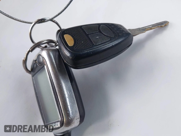 2005 Jeep Grand Cherokee Laredo z VIN 1J4GR48K85C587842, wystawiony jako IAAI lot #41454939 z przebiegiem 108 184 mil mil oraz . Historia ofert i sprzedaży dostępna na DreamBid. Obrazek 11.