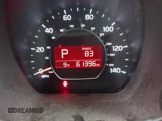 2014 Kia Soul with VIN KNDJN2A22E7059843, listed as a IAAI auction lot 41601093 with 61,396 mi miles. Bid and sale history available at carsss.com. Image 15.