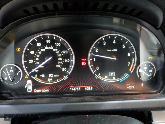 2012 BMW 6 Series 650i xDrive with VIN WBALX5C55CC893991, listed as a Copart auction lot 82749384 with 174,757 mi miles and Clean Title. Bid and sale history available at DreamBid. Image 9.