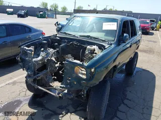 2001 Toyota 4Runner SR5 with VIN JT3HN86R719055071, listed as a IAAI auction lot 41998301 with 1 mi miles. Bid and sale history available at carsss.com. Image 6.
