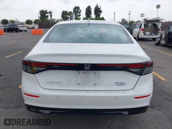 2024 Honda Accord Touring with VIN 1HGCY2F81RA014559, listed as a IAAI auction lot 42036422 with 39,914 mi miles and . Bid and sale history available at DreamBid. Image 16.