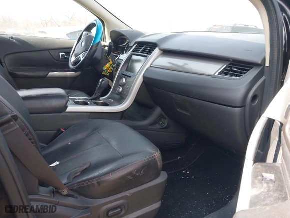 2014 Ford Edge SEL with VIN 2FMDK4JC2EBB28463, listed as a IAAI auction lot 41764728 with 195,441 mi miles. Bid and sale history available at carsss.com. Image 5.