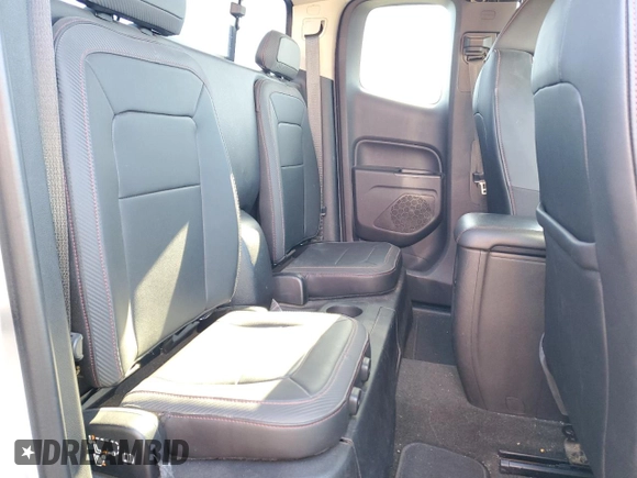 2015 GMC Canyon 4WD SLE with VIN 1GTH6BE33F1219781, listed as a Copart auction lot 44697495 with 0 mi miles and Salvage Title. Bid and sale history available at carsss.com. Image 10.