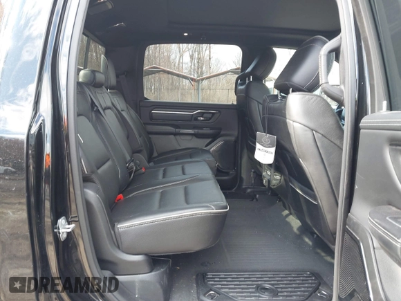 2022 Ram 1500 Limited z VIN 1C6SRFHM3NN412939, wystawiony jako IAAI lot #41813912 z przebiegiem 62 218 mil mil oraz . Historia ofert i sprzedaży dostępna na DreamBid. Obrazek 8.
