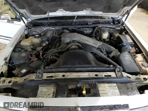 1994 Lincoln Town Car Signature z VIN 1LNLM82W7RY781174, wystawiony jako Copart lot #69642754 z przebiegiem 149 185 mil mil oraz Szkoda całkowita • Salvage title. Historia ofert i sprzedaży dostępna na DreamBid. Obrazek 12.
