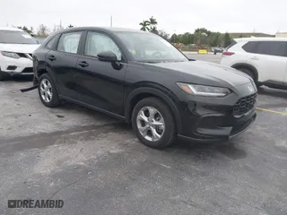 2024 Honda HR-V LX with VIN 3CZRZ1H39RM734657, listed as a IAAI auction lot 41384612 with 6,578 mi miles. Bid and sale history available at carsss.com. Image 1.