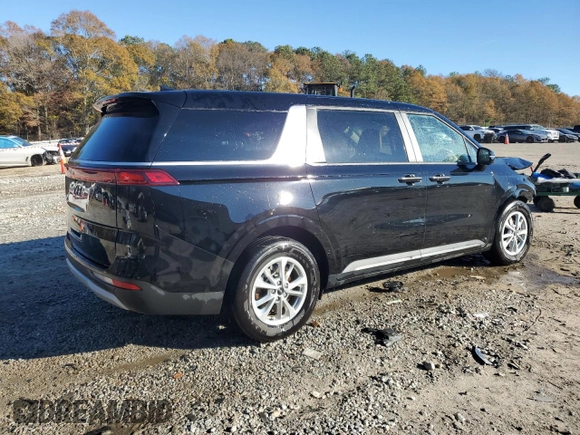 2024 Kia Carnival LX with VIN KNDNB4H32R6384556, listed as a Copart auction lot 84442384 with 22,921 mi miles and Salvage Title. Bid and sale history available at carsss.com. Image 3.