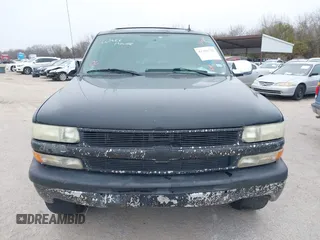 2006 Chevrolet Tahoe Z71 with VIN 1GNEK13Z66R163831, listed as a IAAI auction lot 41369710 with 185,084 mi miles. Bid and sale history available at carsss.com. Image 6.