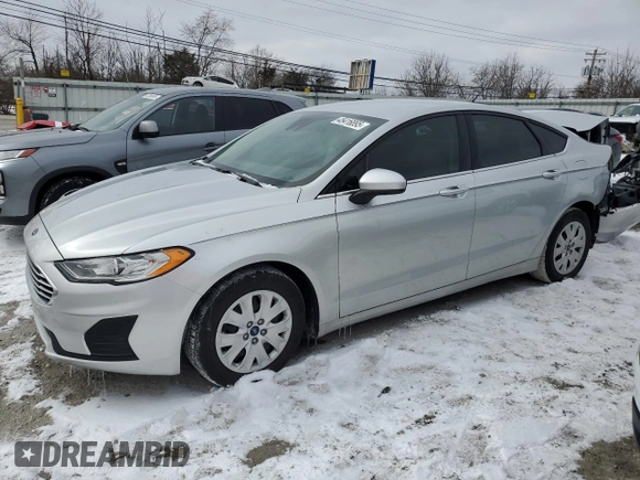 2019 Ford Fusion S with VIN 3FA6P0G75KR275526, listed as a Copart auction lot 45416895 with 38,852 mi miles and Salvage Title. Bid and sale history available at DreamBid. Image 1.