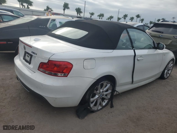 2012 BMW 1 Series 135i with VIN WBAUN7C54CVM26846, listed as a Copart auction lot 76630164 with 0 mi miles and Non Repairable. Bid and sale history available at carsss.com. Image 3.