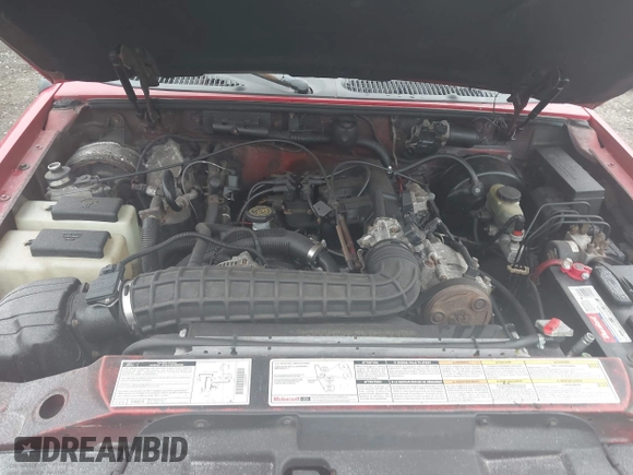 1999 Ford Explorer Sport z VIN 1FMYU24X5XUA19152, wystawiony jako IAAI lot #42473945 z przebiegiem Nie podano mil oraz . Historia ofert i sprzedaży dostępna na DreamBid. Obrazek 10.