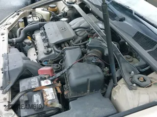 2002 Toyota Camry XLE with VIN 4T1BF30K92U015971, listed as a IAAI auction lot 42988086 with 284,511 mi miles and . Bid and sale history available at DreamBid. Image 19.